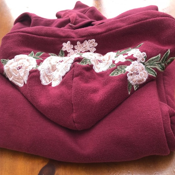 Y&R Reckless burgundy hoodie  with Floral embellishments on hood and sleeves - Picture 8 of 8